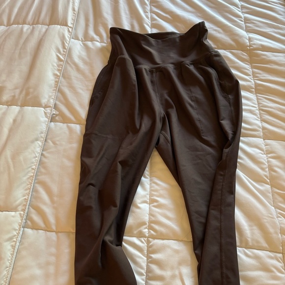 Old Navy Women's Brown Jogger Pants - Picture 5 of 8